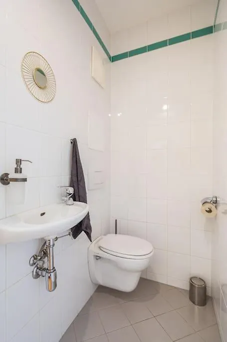 Dry Flower Apt. / 2Br. / Rooftop / New Vienna