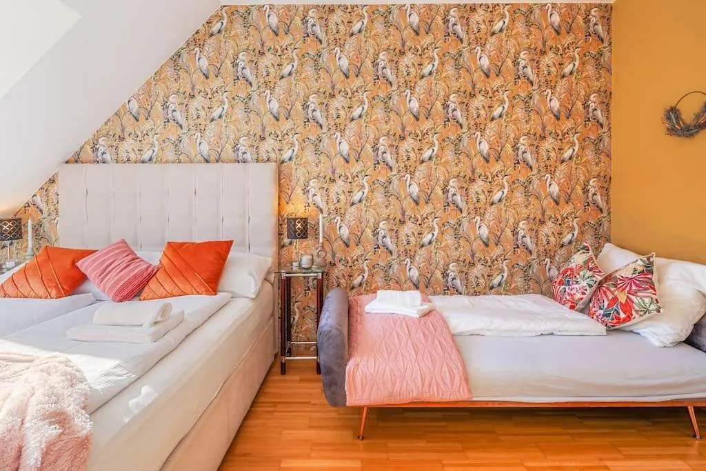 Dry Flower Apt. / 2Br. / Rooftop / New Vienna Austria